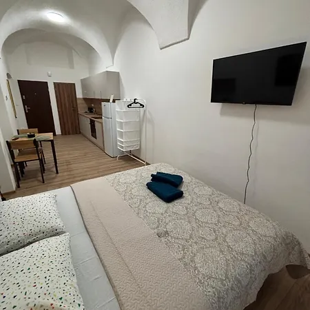 Apartment Hlavna 112 V Srdci Mesta